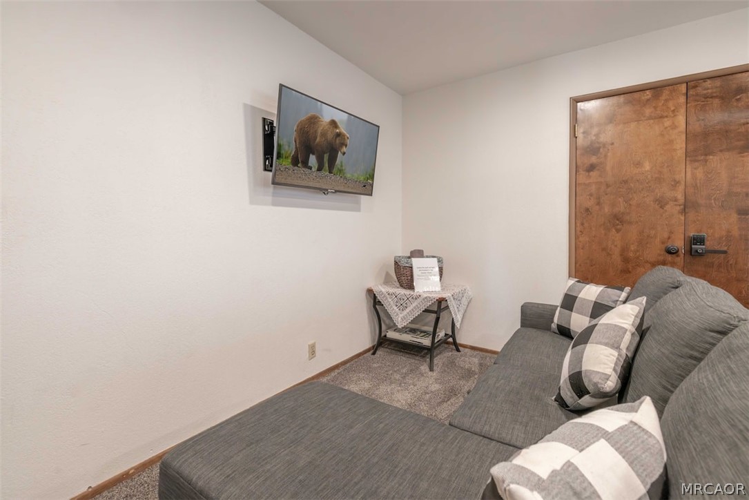 205 Dutch Way Property Photo 25
