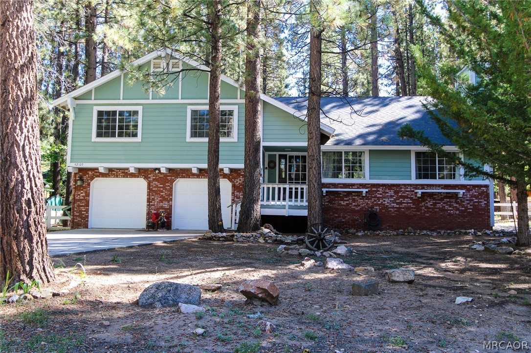 42109 Evergreen Drive Property Photo 1