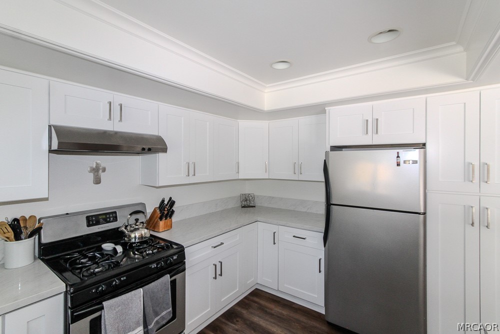 42109 Evergreen Drive Property Photo 11