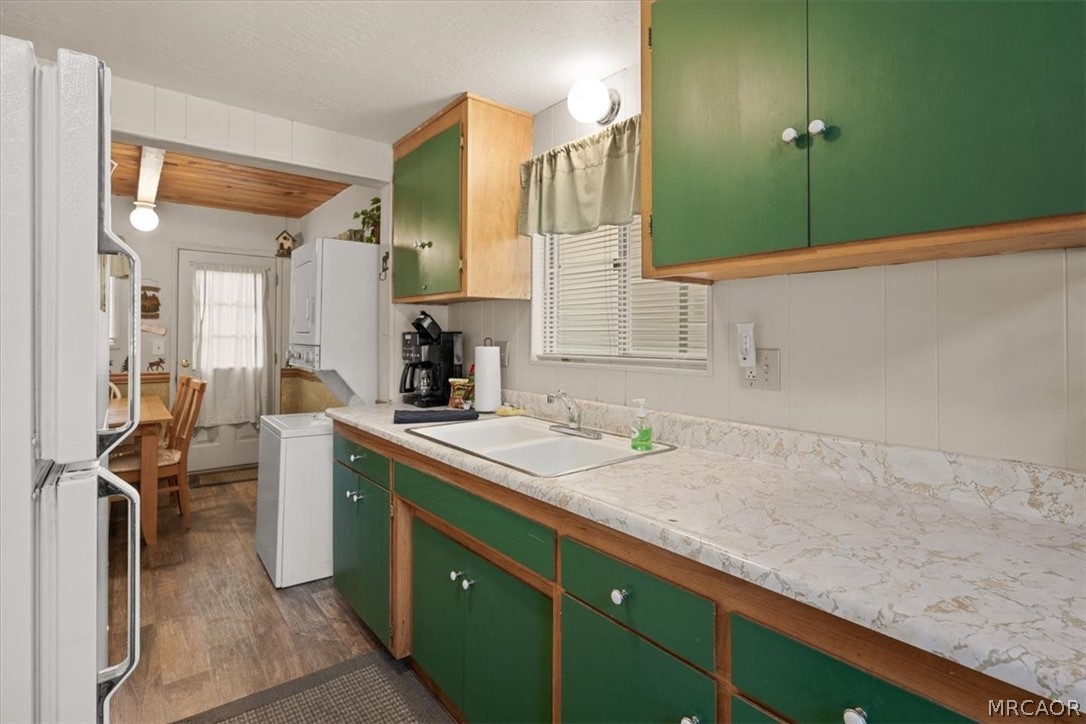 43050 Sunset Drive Property Photo 9