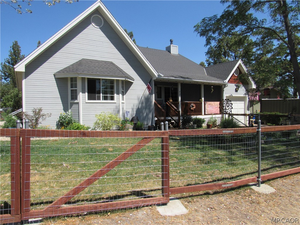439 San Martin Drive Property Photo 2