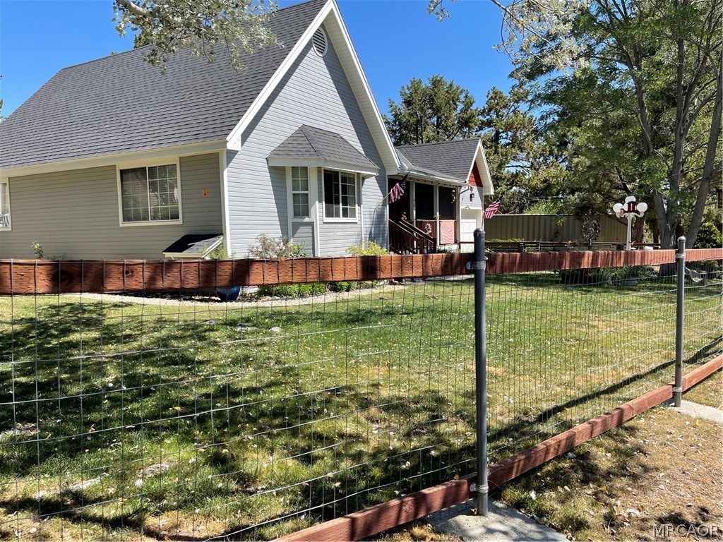 439 San Martin Drive Property Photo 3