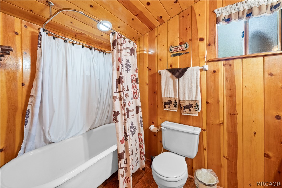 376 Pine Hill Drive Property Photo 11