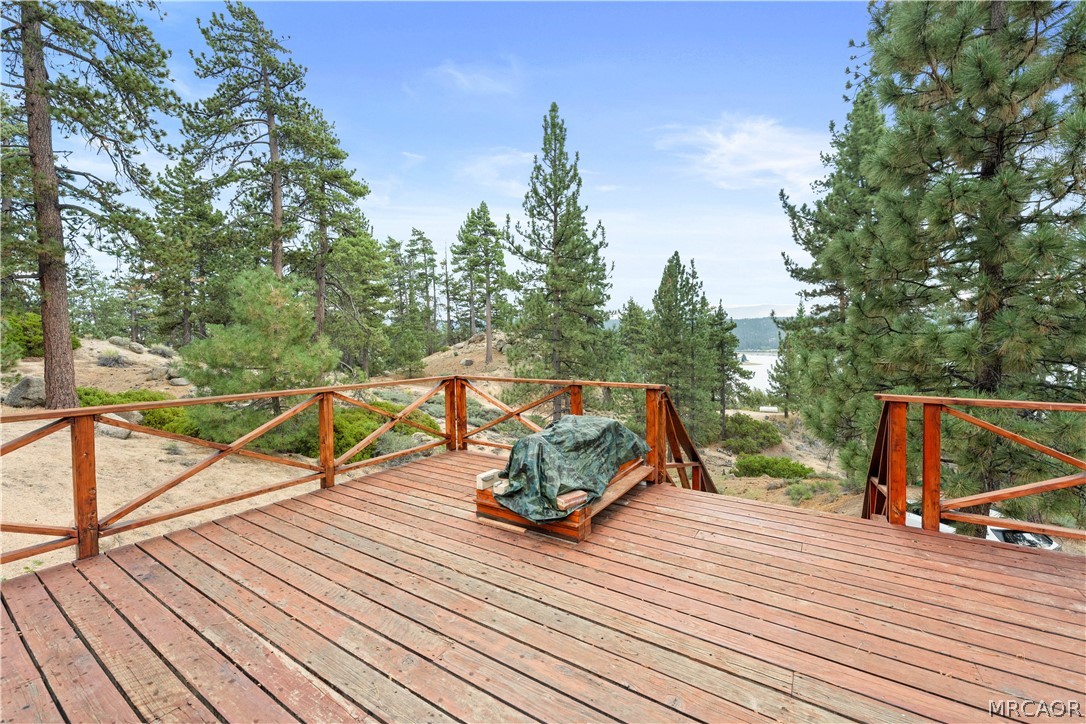 376 Pine Hill Drive Property Photo 15