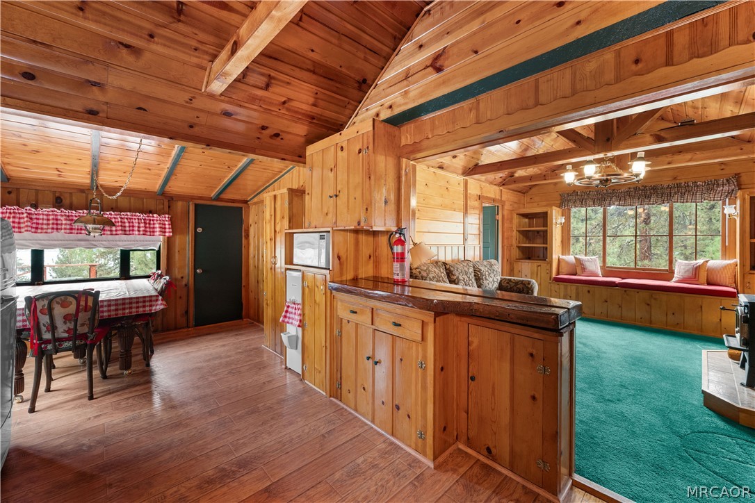 376 Pine Hill Drive Property Photo 16