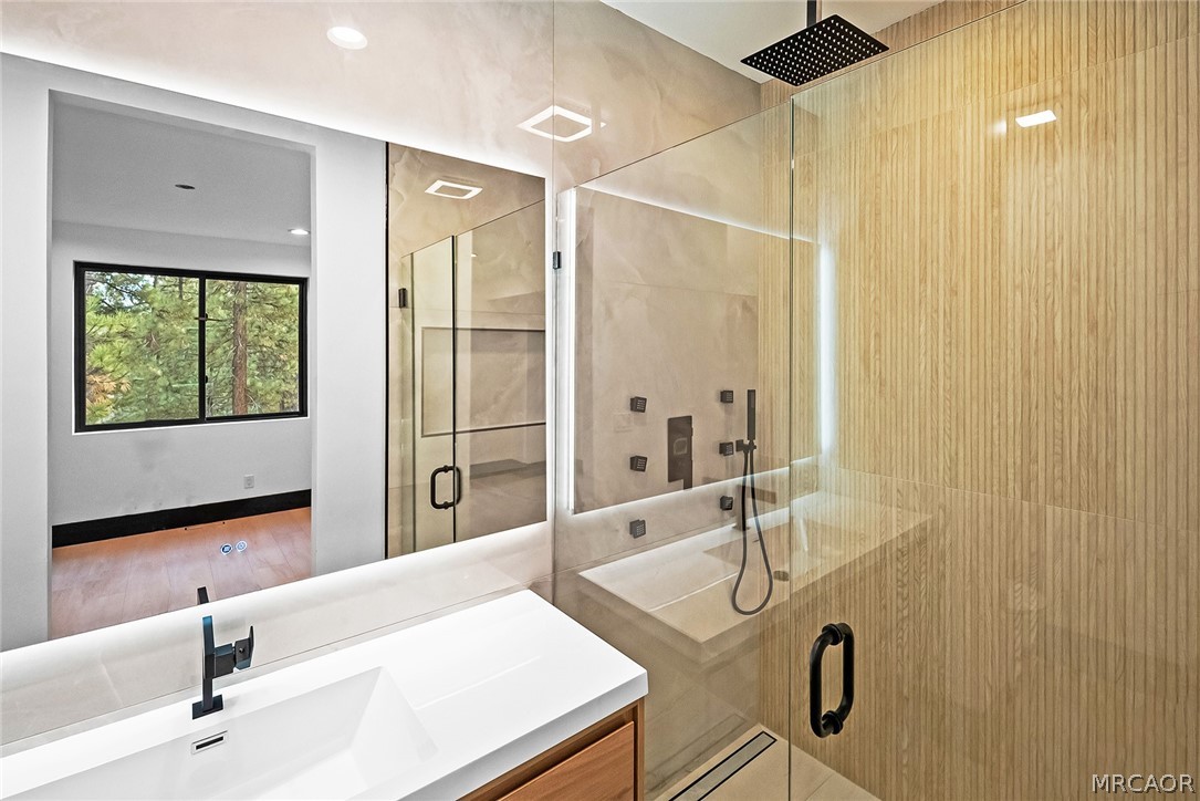 129 Winding Lane Property Photo 45