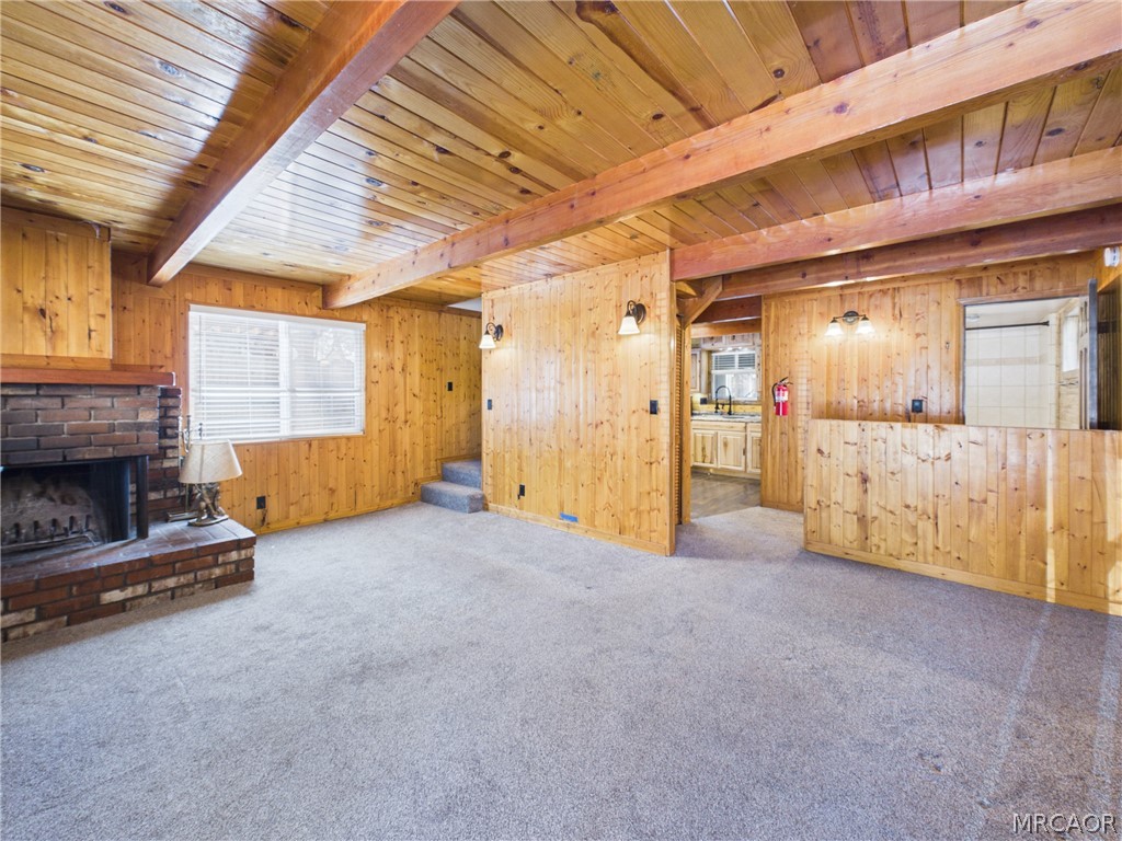 727 Elysian Boulevard Property Photo 2