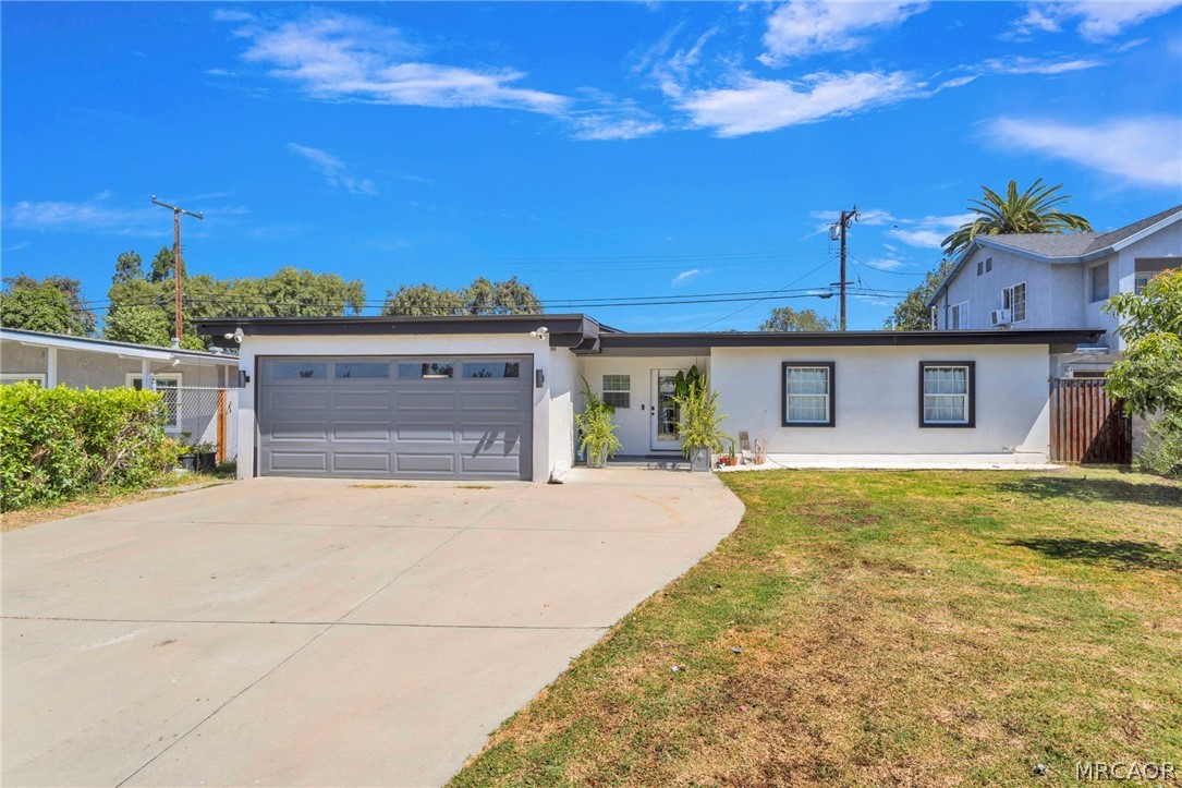 923 Hallwood Avenue Property Photo 3