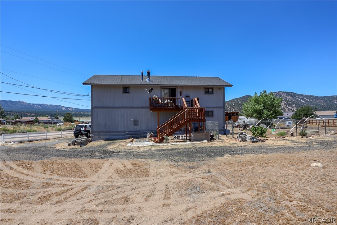 46040 Vale Drive Property Photo 3