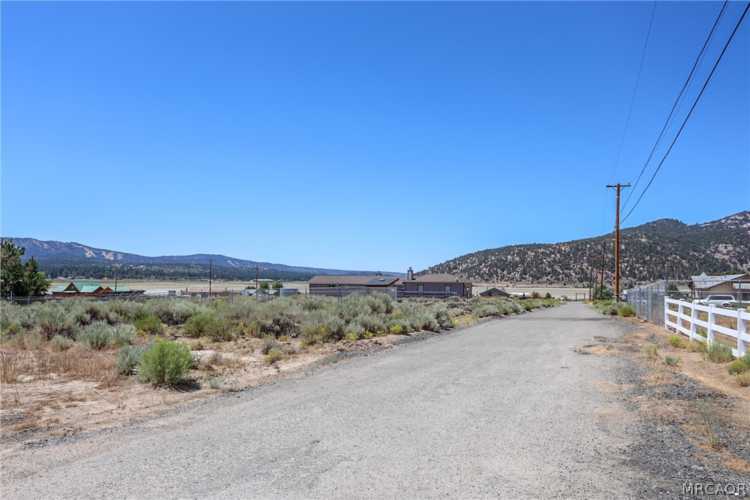 46040 Vale Drive Property Photo 8