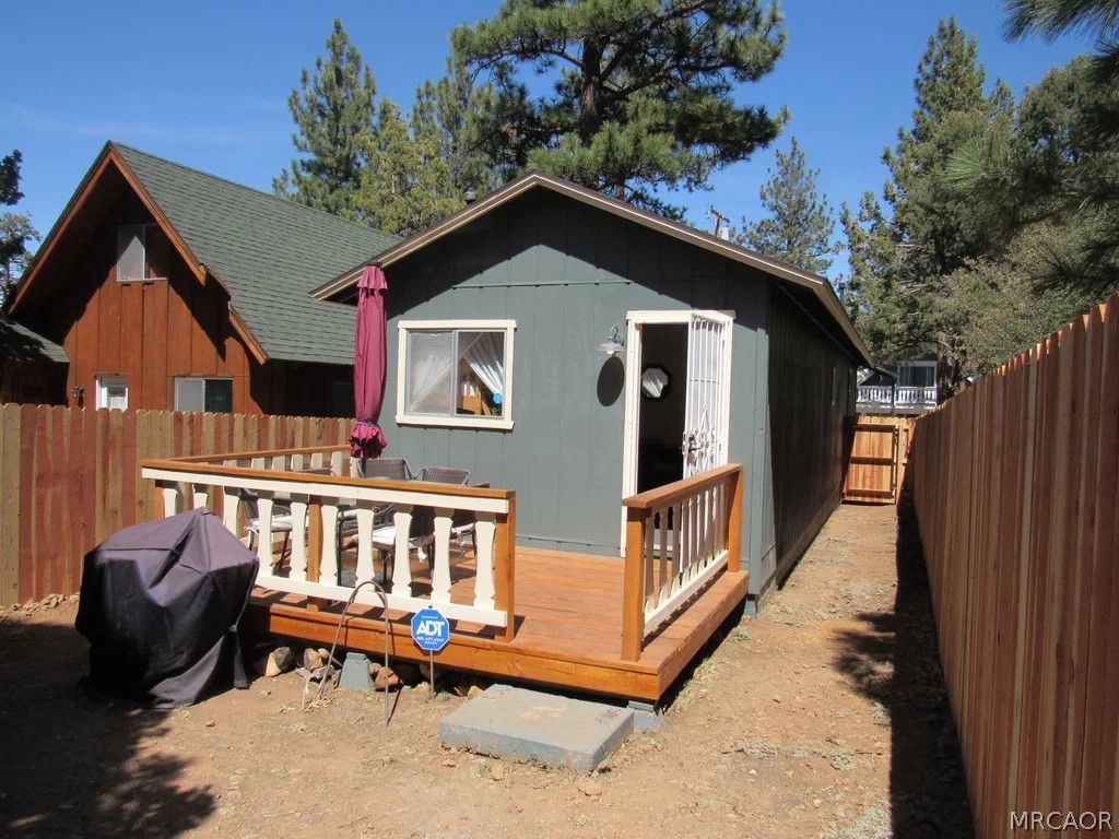 136 Pine Lane Property Photo 11