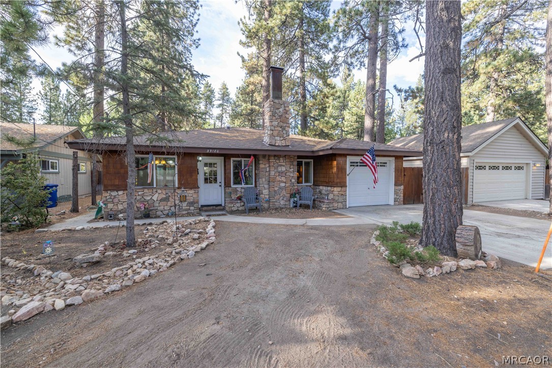 39180 Peak Property Photo 1