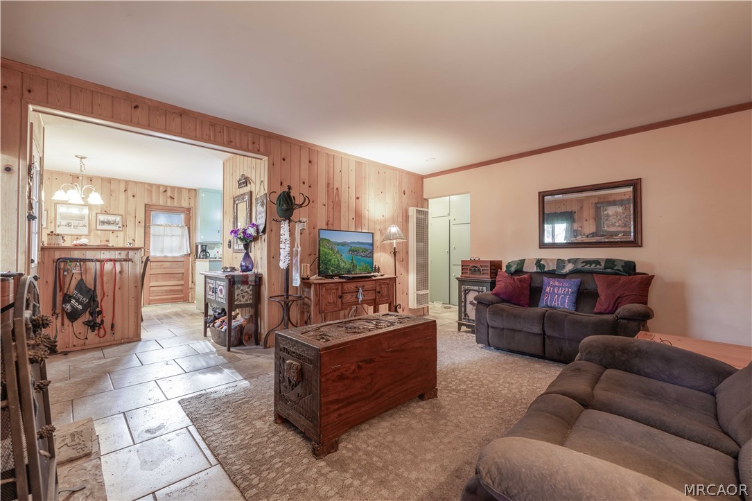 39180 Peak Property Photo 4