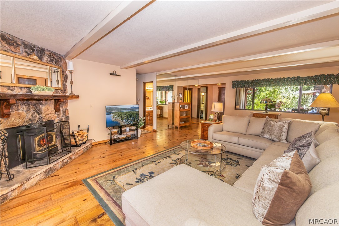 450 Crystal Lake Road Property Photo 6