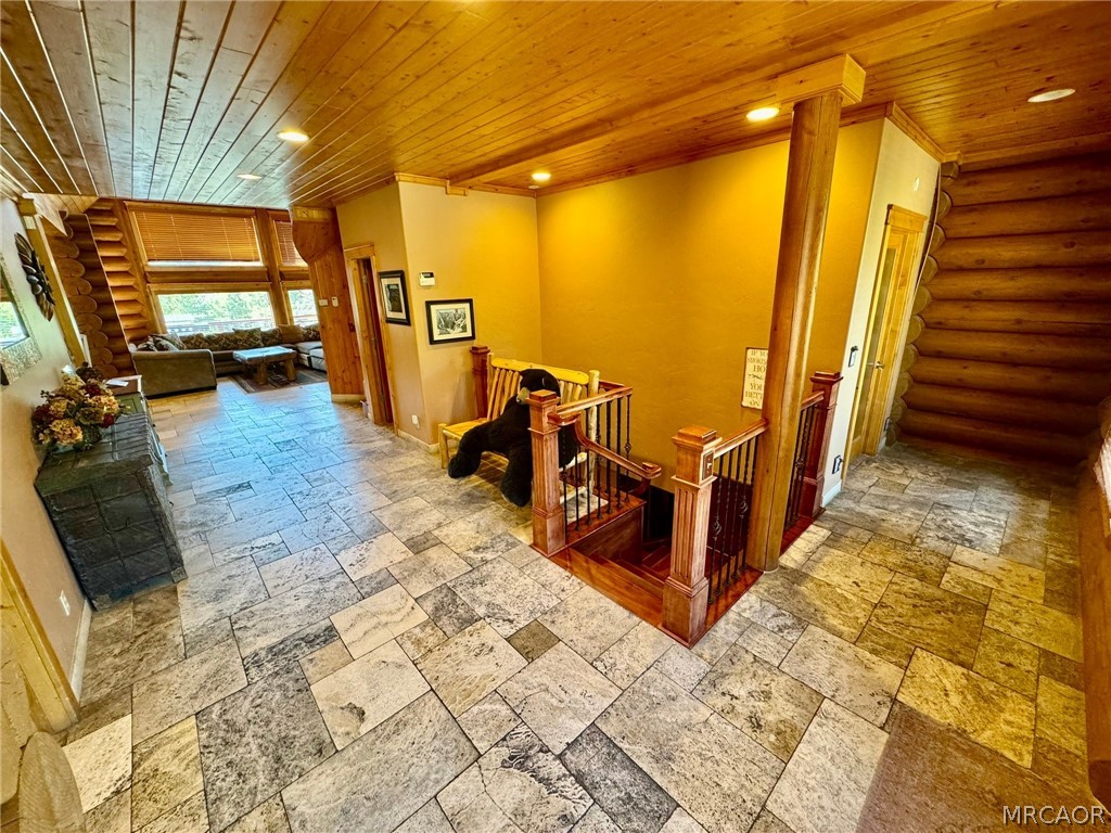 42400 Eagle Ridge Drive Property Photo 14