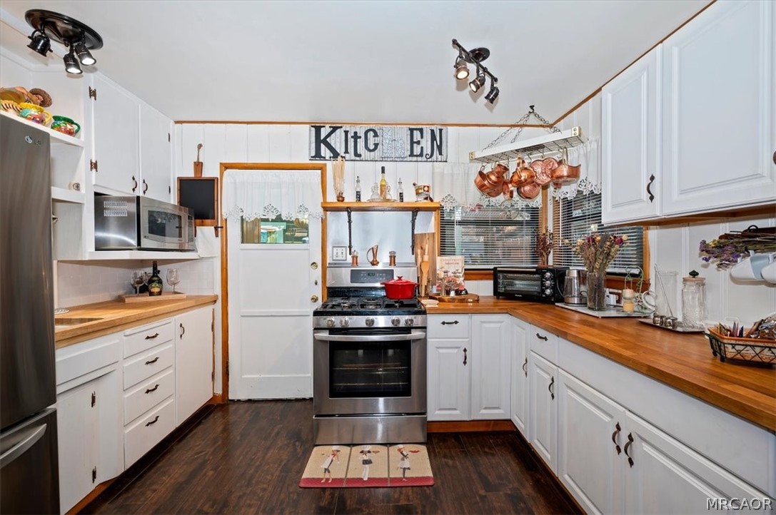 39252 Mohawk Drive Property Photo 15