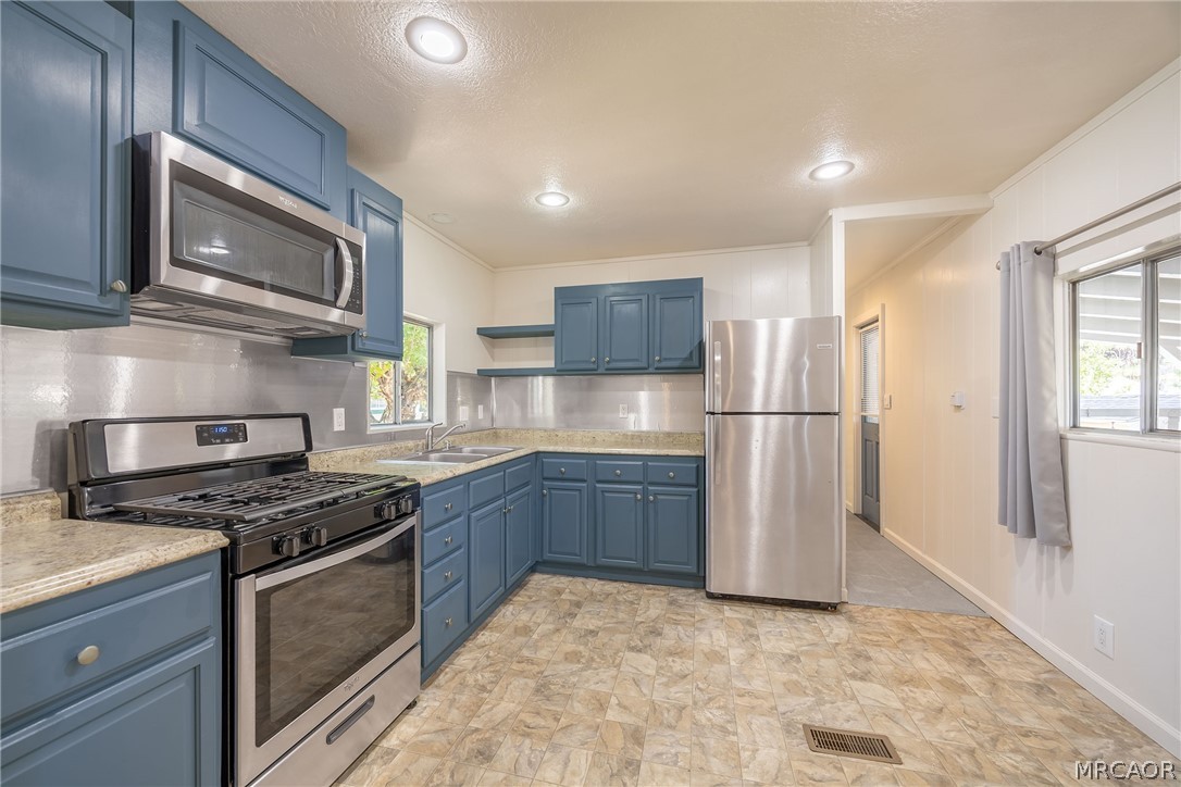 391 Montclair Drive 9 Property Photo 20