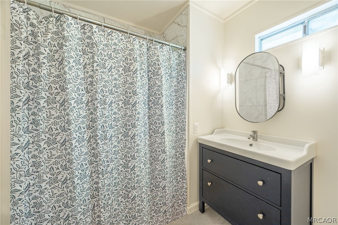 391 Montclair Drive 9 Property Photo 24