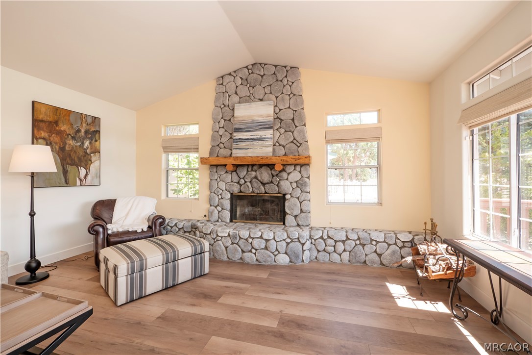 42419 Bear Loop Property Photo 13