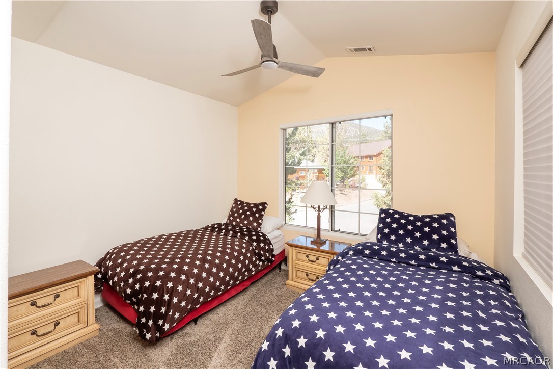 42419 Bear Loop Property Photo 45