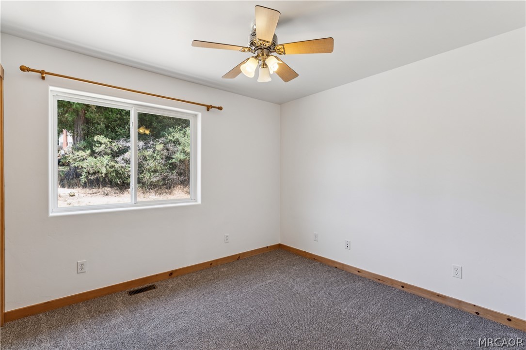 285 Lilac Way Property Photo 12