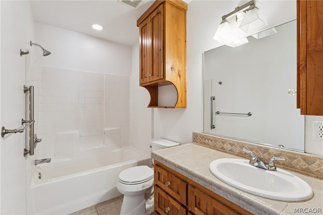 285 Lilac Way Property Photo 14