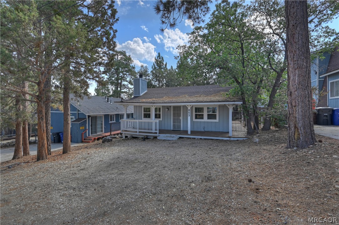 853 Los Angeles Avenue Property Photo 3