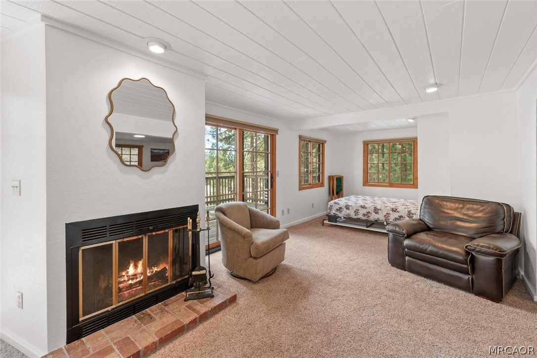 316 North Shore Drive Property Photo 6