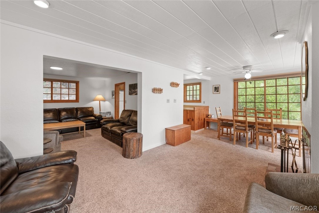 316 North Shore Drive Property Photo 12