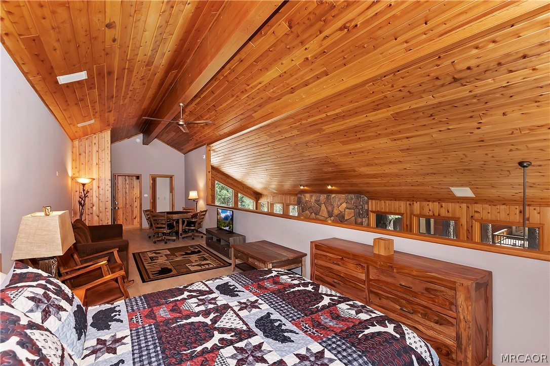 733 Winterset Court Property Photo 33
