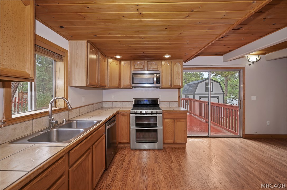418 Sunset Lane Property Photo 15