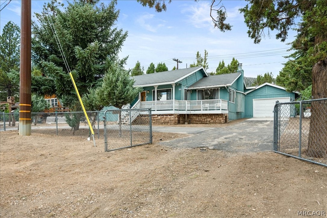 1113 West North Shore Drive Property Photo 3