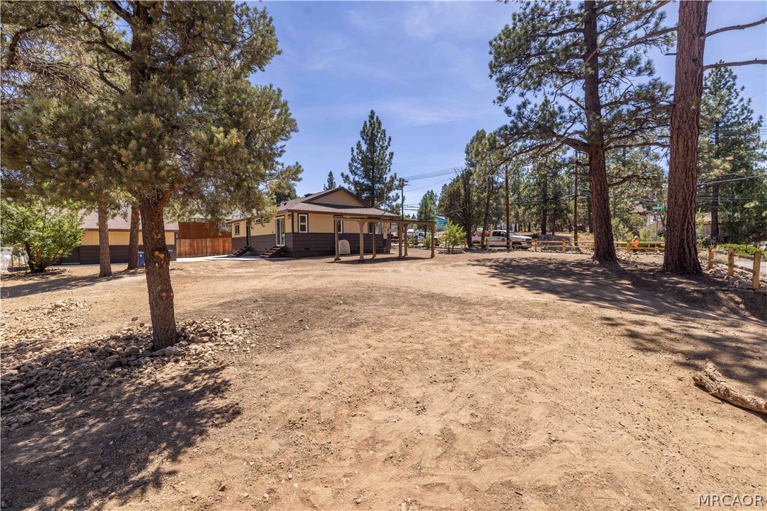304 Greenspot Boulevard Property Photo 8