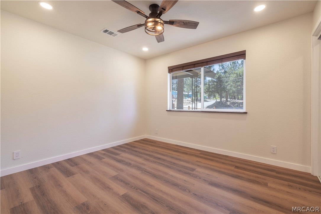 304 Greenspot Boulevard Property Photo 21