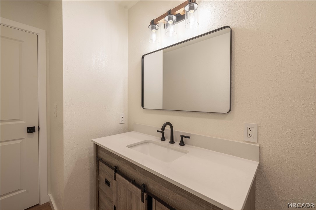 304 Greenspot Boulevard Property Photo 25