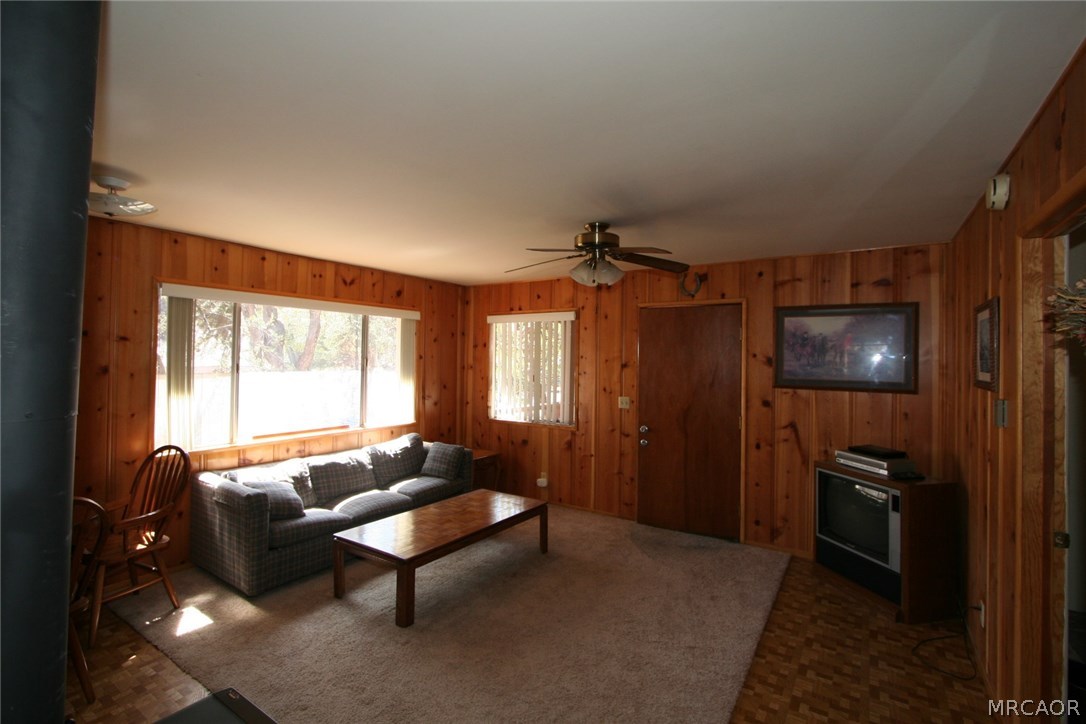 457 Cedar Lane Property Photo 4