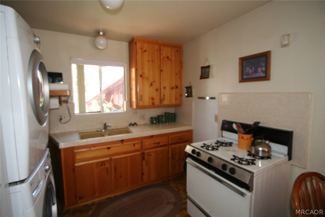 457 Cedar Lane Property Photo 7