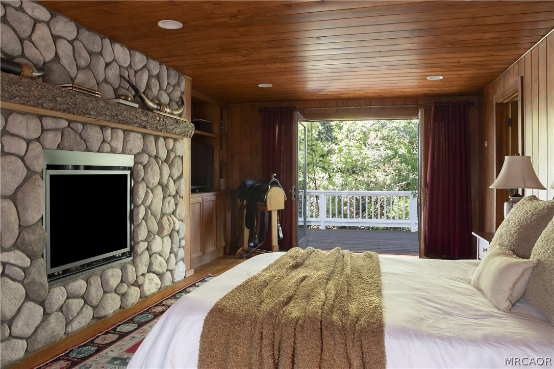 28819 North Shore Road Property Photo 14