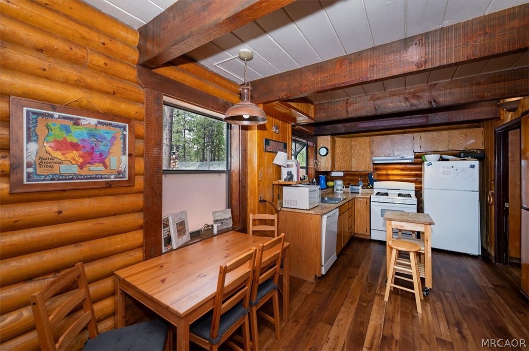 459 Jeffries Road Property Photo 8
