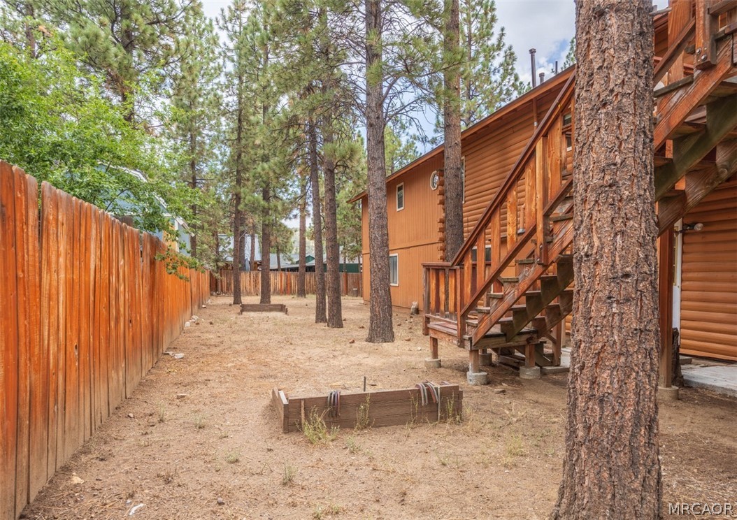 925 E Lane Property Photo 49
