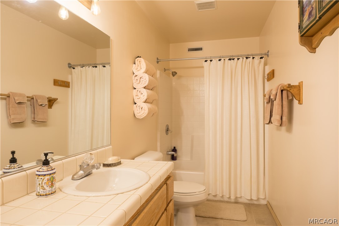1416 Klamath Road Property Photo 20