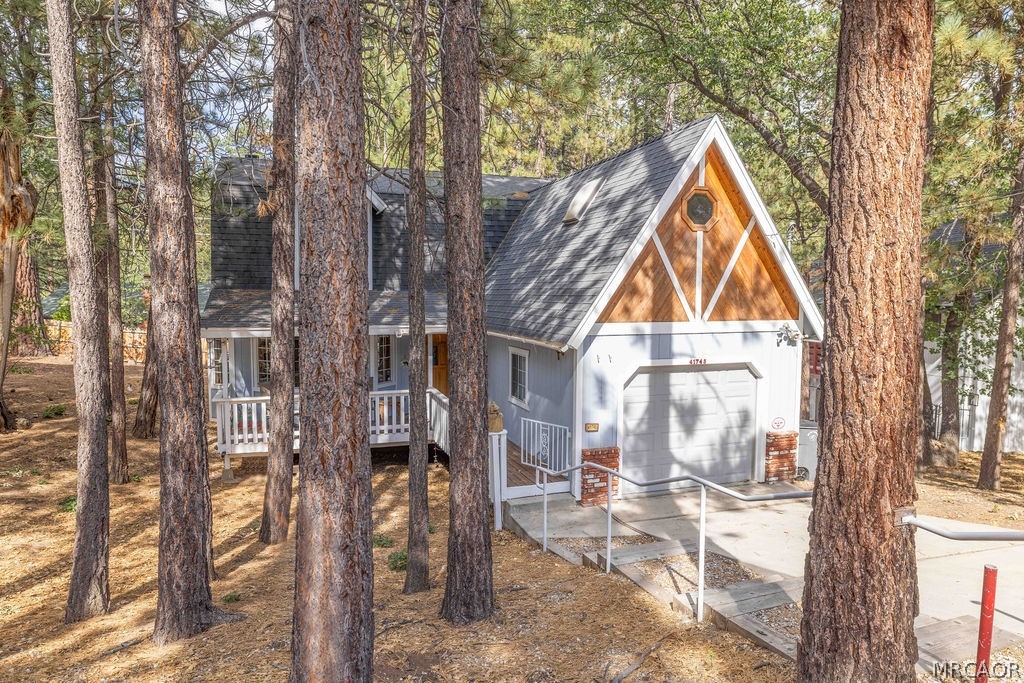 41745 Comstock Lane Property Photo 1