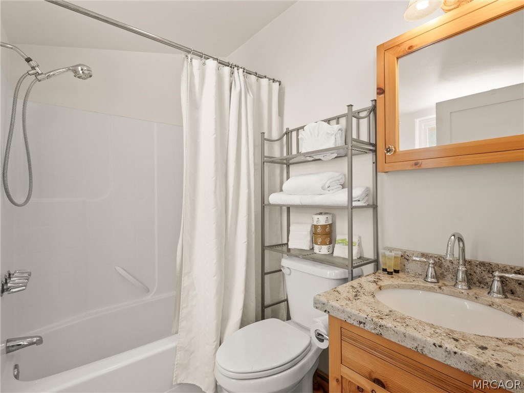 40083 Lakeview Drive Property Photo 27