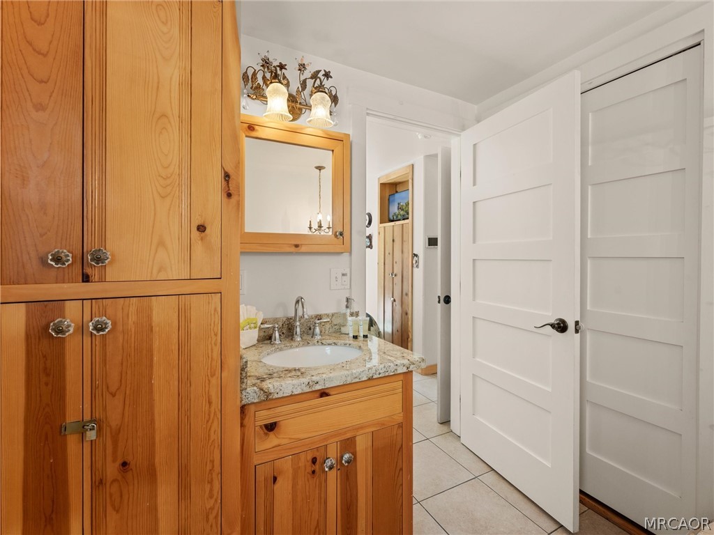 40083 Lakeview Drive Property Photo 32