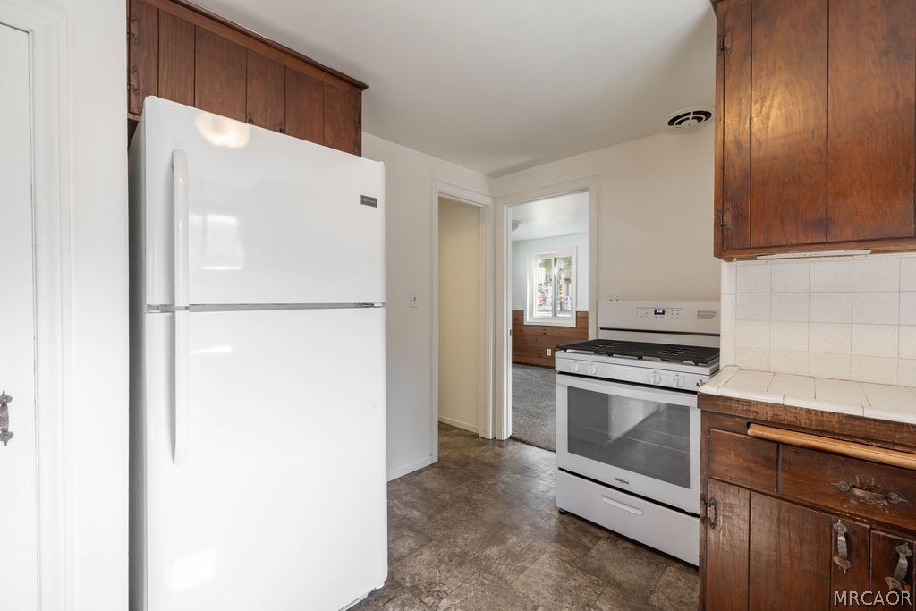 1031 West Aeroplane Boulevard Property Photo 6