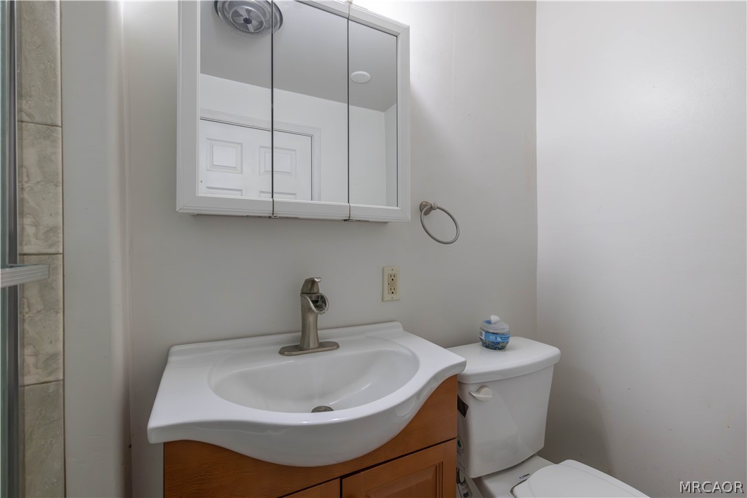 908 Spruce Lane Property Photo 13