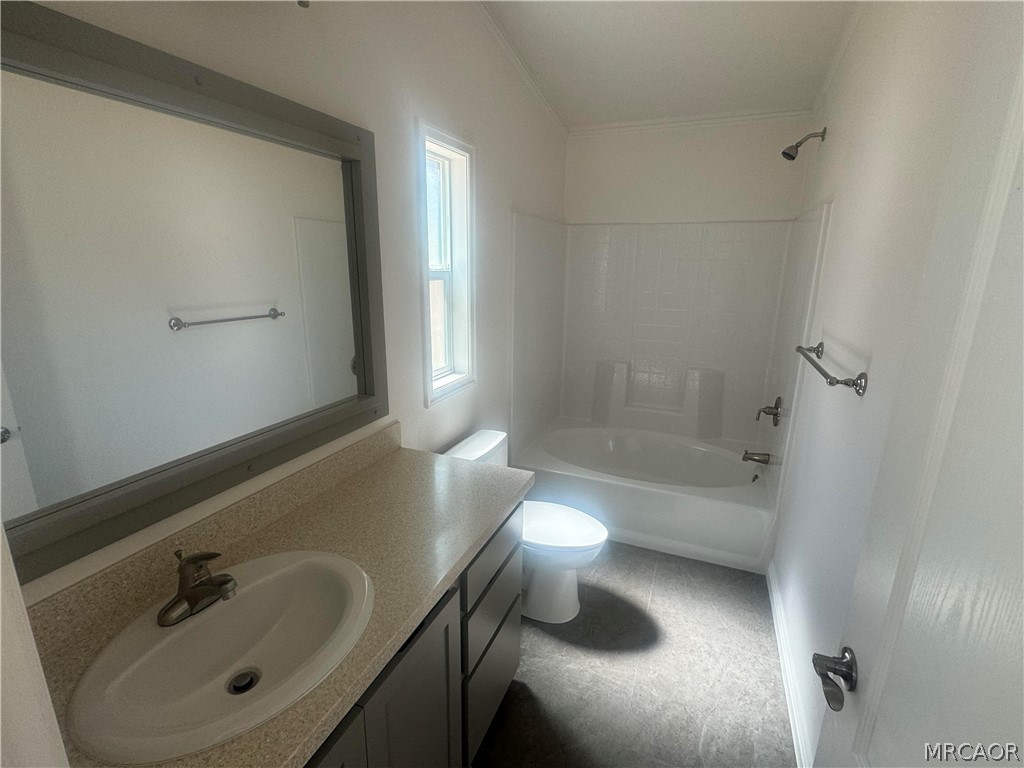 1336 La Crescenta Drive 2 Property Photo 3