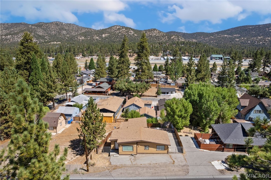 765 West Big Bear Boulevard Property Photo 35