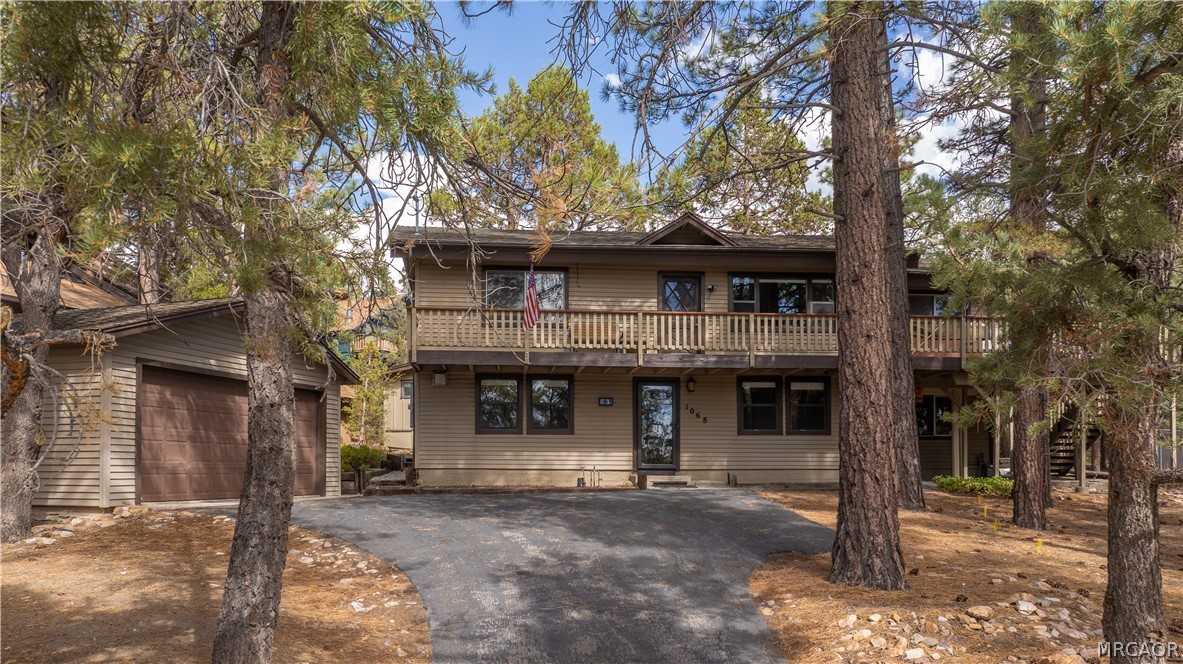 1068 Lookout Mountain Road Property Photo 2