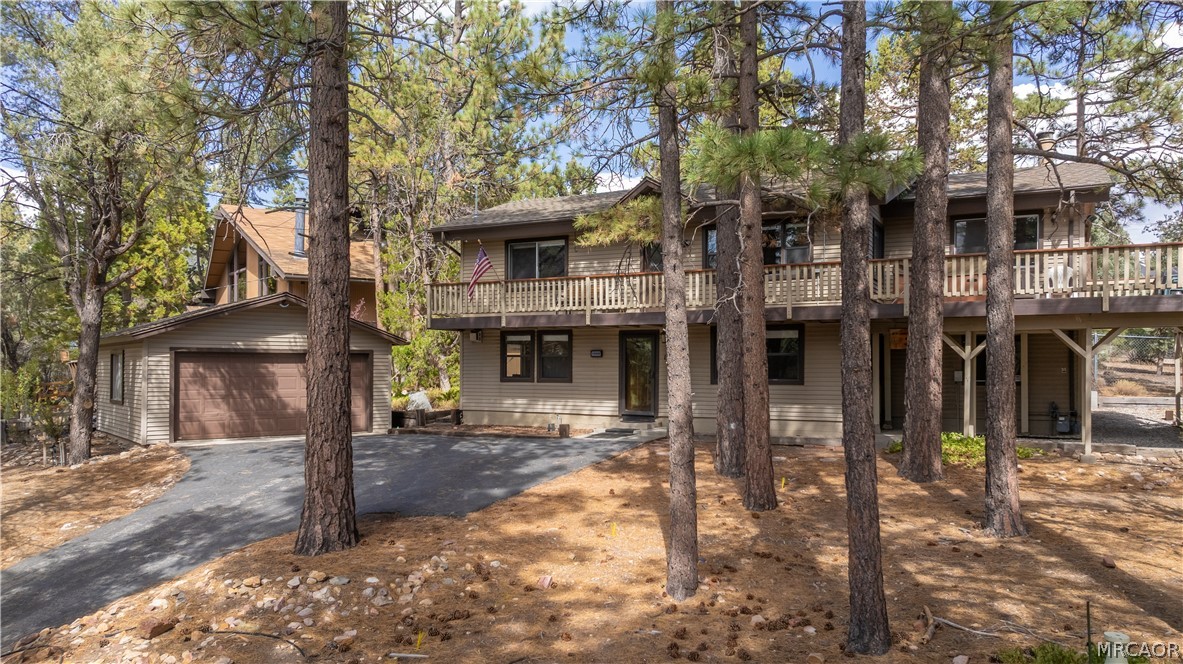 1068 Lookout Mountain Road Property Photo 3